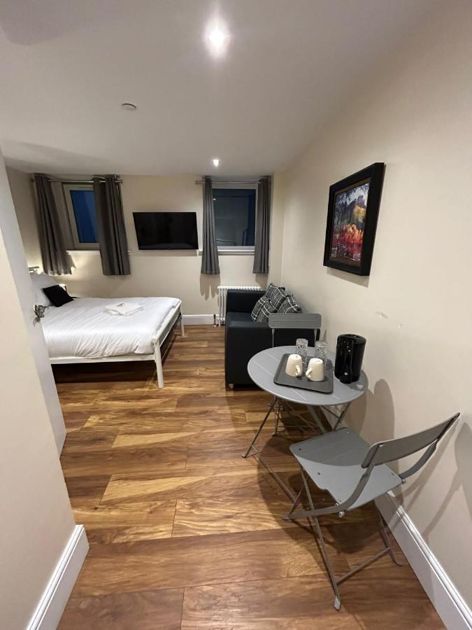 Modern Double Room With Sofa Edimburgo Exterior foto
